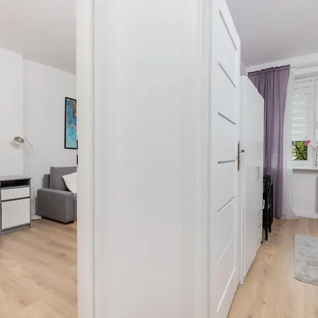 Beautiful & Comfortable Spacious In By Renters *