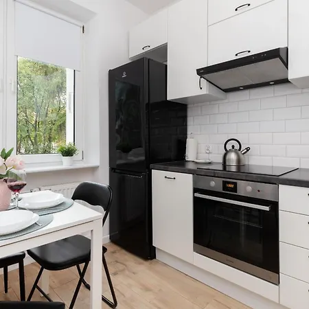 Beautiful & Comfortable Spacious In By Renters Apartament